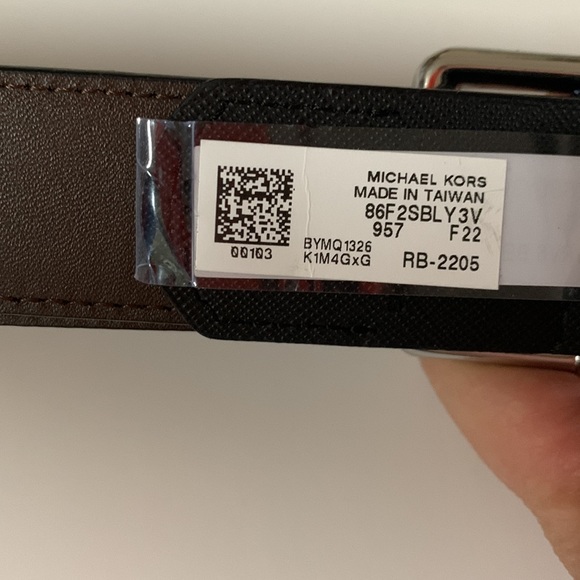 NWT Michael Kors 31MM Swivel RVS rectangle buckle leather Belt black size multi - Picture 7 of 9